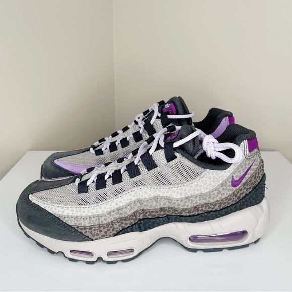 NWB Nike Air Max 95 Viotech Anthracite - Picture 4 of 10